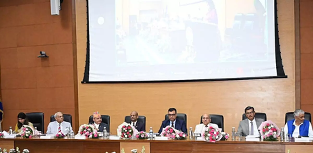 पंजाब के आरजीएनयूएल में अंतरराष्ट्रीय सम्मेलन, हाईकोर्ट के मुख्य न्यायाधीश ने संविधान के महत्व पर की बात पंजाब के आरजीएनयूएल में अंतरराष्ट्रीय सम्मेलन, हाईकोर्ट के मुख्य न्यायाधीश ने संविधान के महत्व पर की बात