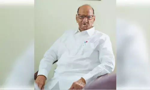 आरक्षण मुद्दे के समाधान के लिए संविधान संशोधन जरूरी : शरद पवार आरक्षण मुद्दे के समाधान के लिए संविधान संशोधन जरूरी : शरद पवार