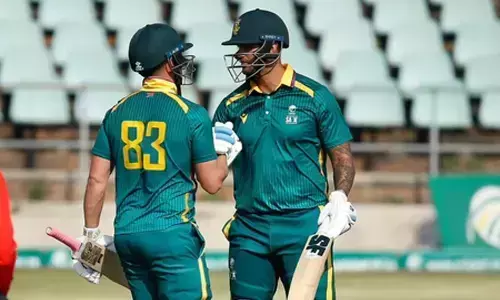 अनौपचारिक वनडे : साउथ अफ्रीका-ए की जीत, न्यूजीलैंड-ए को 3 विकेट से हराया अनौपचारिक वनडे : साउथ अफ्रीका-ए की जीत, न्यूजीलैंड-ए को 3 विकेट से हराया