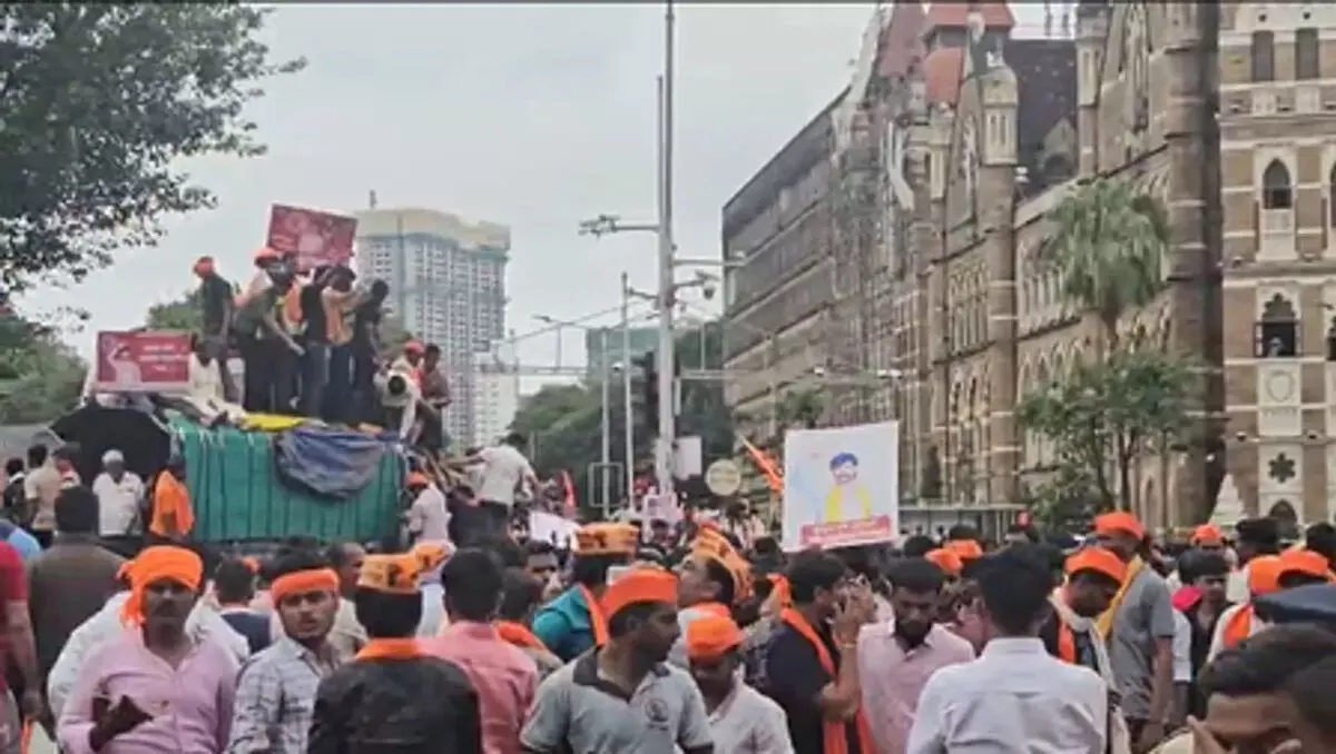 मराठा आरक्षण आंदोलन में कार्यकर्ता की दिल का दौरा पड़ने से मौत, आंदोलन में बढ़ी चिंता