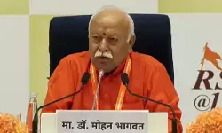 काशीनाथ गोरे को श्रद्धांजलि, मोहन भागवत बोले- हर नागरिक को स्वयंसेवक बनना चाहिए काशीनाथ गोरे को श्रद्धांजलि, मोहन भागवत बोले- हर नागरिक को स्वयंसेवक बनना चाहिए