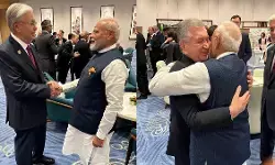 प्रधानमंत्री मोदी ने किर्गिस्तान और उज्बेकिस्तान के राष्ट्रपतियों से की मुलाकात, द्विपक्षीय संबंधों पर हुई चर्चा प्रधानमंत्री मोदी ने किर्गिस्तान और उज्बेकिस्तान के राष्ट्रपतियों से की मुलाकात, द्विपक्षीय संबंधों पर हुई चर्चा