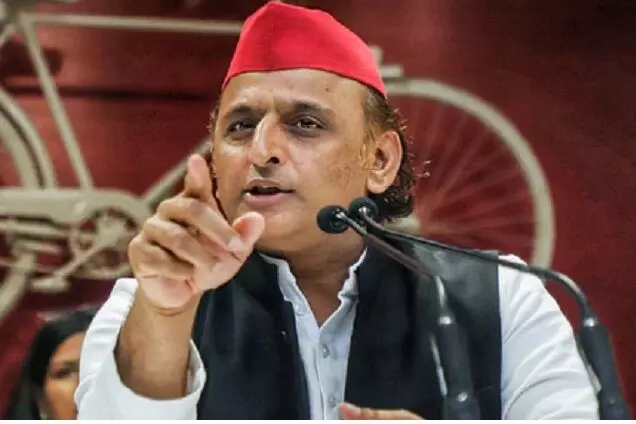 जुगाड़ आयोग 18 हजार एफ़िडेविट पर खामोश क्यों : अखिलेश यादव जुगाड़ आयोग 18 हजार एफ़िडेविट पर खामोश क्यों : अखिलेश यादव