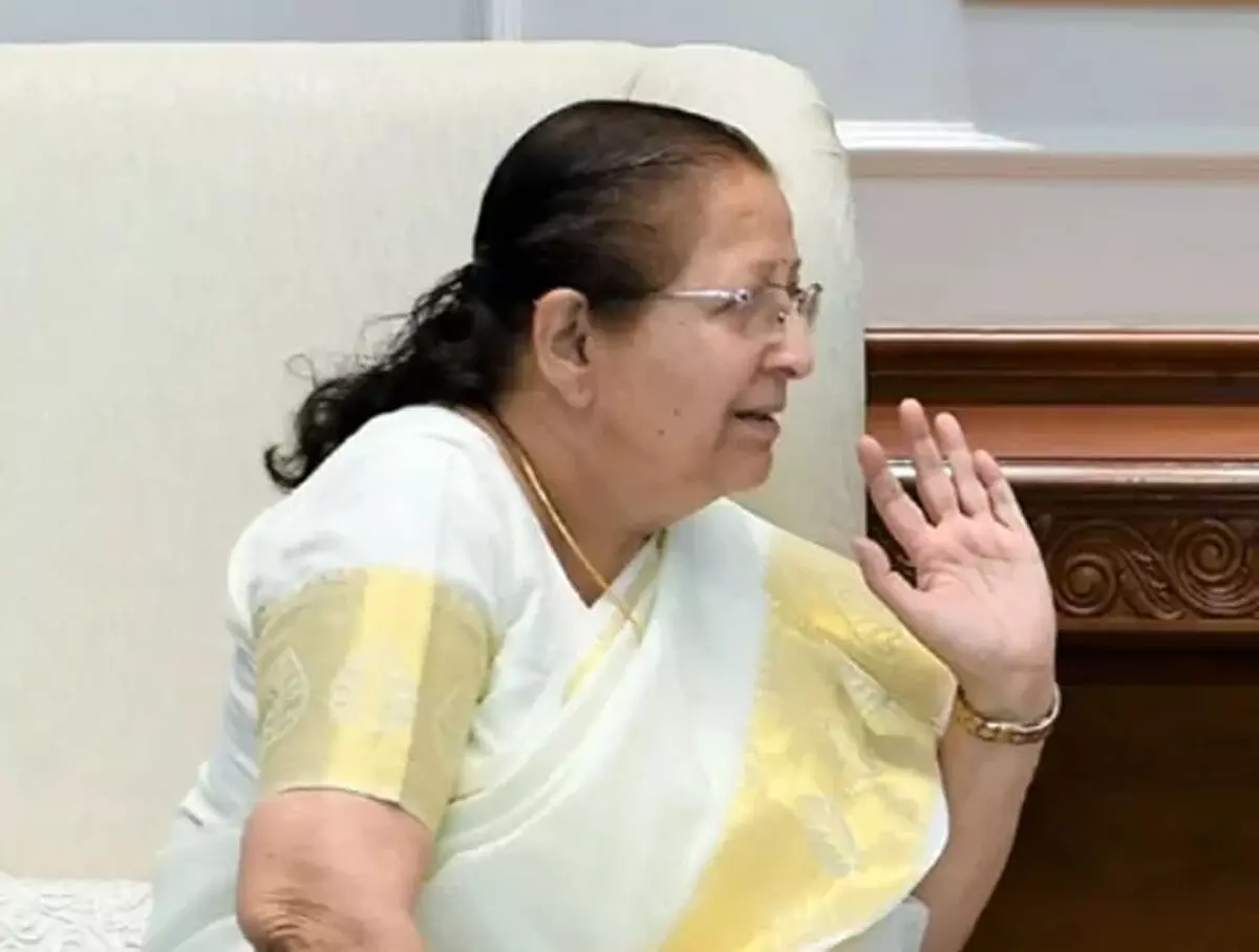 प्रधानमंत्री मोदी पर अपमानजनक टिप्पणी करना देश का अपमान : सुमित्रा महाजन प्रधानमंत्री मोदी पर अपमानजनक टिप्पणी करना देश का अपमान : सुमित्रा महाजन