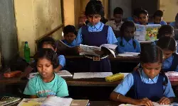 रेमन मैग्सेसे अवॉर्ड पाने वाला पहला भारतीय एनजीओ बना ‘एजुकेट गर्ल्स’ रेमन मैग्सेसे अवॉर्ड पाने वाला पहला भारतीय एनजीओ बना ‘एजुकेट गर्ल्स’