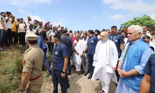 जम्मू में बाढ़ प्रभावित लोगों के पुनर्वास के लिए पर्याप्त उपाय करने को केंद्र प्रतिबद्ध : अमित शाह