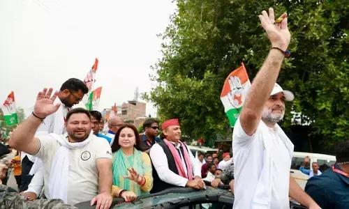 वोट चोरी के खिलाफ पूरा विपक्ष एक साथ