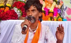 मुंबई से नहीं हटूंगा, शांतिपूर्वक लड़ाई जारी रहेगी: मनोज जरांगे मुंबई से नहीं हटूंगा, शांतिपूर्वक लड़ाई जारी रहेगी: मनोज जरांगे