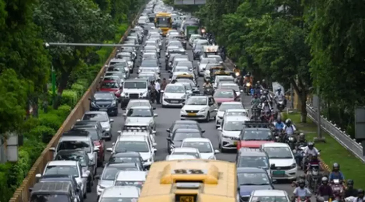 यमुना का बढ़ता जलस्तर बना दिल्लीवासियों की मुसीबत, ट्रैफिक पुलिस ने जारी की एडवाइजरी