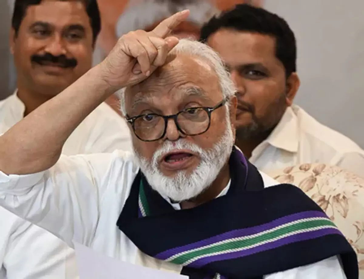 मराठा आरक्षण के सरकारी प्रस्ताव पर छगन भुजबल नाराज, कोर्ट जाने की दी चेतावनी