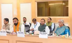 जीएसटी परिषद की आज से बैठक शुरू, 150 से अधिक उत्पादों पर दरों में कटौती की संभावना