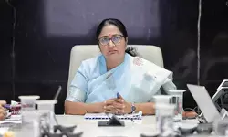 हमले के दो हफ्ते बाद सीएम रेखा गुप्ता ने जन सुनवाई फिर शुरू की हमले के दो हफ्ते बाद सीएम रेखा गुप्ता ने जन सुनवाई फिर शुरू की