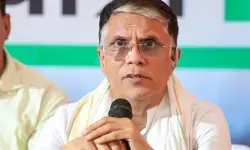 पवन खेड़ा की बढ़ीं मुश्किलें, भाजपा बीएलए ने फॉर्म 7 भरकर अतिरिक्त वोटर आईडी पर जताई आपत्ति पवन खेड़ा की बढ़ीं मुश्किलें, भाजपा बीएलए ने फॉर्म 7 भरकर अतिरिक्त वोटर आईडी पर जताई आपत्ति