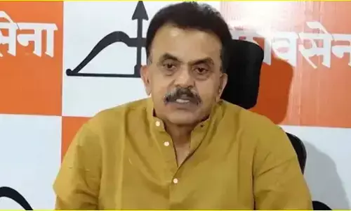 देश में अवैध रूप से रह रहे विदेशी भारतीयों का छीन रहे रोजगार : संजय निरुपम