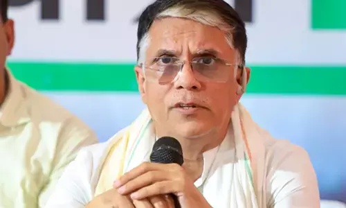 पवन खेड़ा की बढ़ीं मुश्किलें, भाजपा बीएलए ने फॉर्म 7 भरकर अतिरिक्त वोटर आईडी पर जताई आपत्ति पवन खेड़ा की बढ़ीं मुश्किलें, भाजपा बीएलए ने फॉर्म 7 भरकर अतिरिक्त वोटर आईडी पर जताई आपत्ति