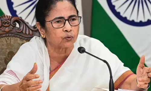 बीमा प्रीमियम पर टैक्स हटाने को लेकर सीएम ममता बनर्जी ने कहा- ये जनता की जीत है बीमा प्रीमियम पर टैक्स हटाने को लेकर सीएम ममता बनर्जी ने कहा- ये जनता की जीत है