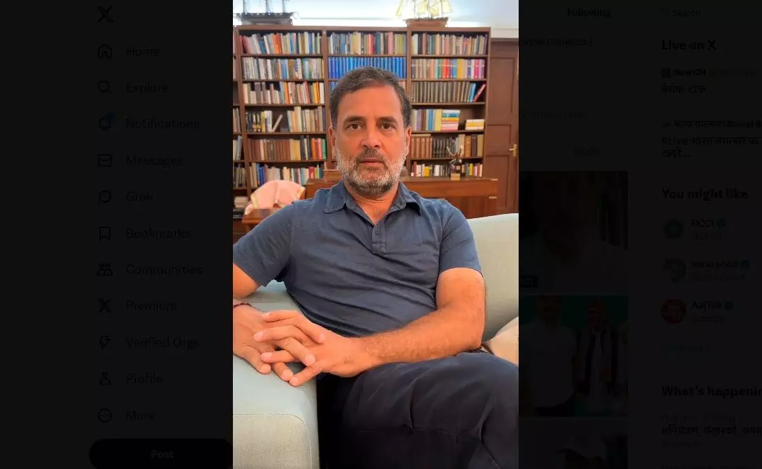 मल्लिकार्जुन खड़गे और राहुल गांधी ने ओणम की दीं हार्दिक शुभकामनाएं मल्लिकार्जुन खड़गे और राहुल गांधी ने ओणम की दीं हार्दिक शुभकामनाएं