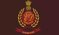 डीएमएफटी घोटाले में ईडी ने 28 ठिकानों पर मारा छापा, 4 करोड़ नकदी समेत दस्तावेज बरामद डीएमएफटी घोटाले में ईडी ने 28 ठिकानों पर मारा छापा, 4 करोड़ नकदी समेत दस्तावेज बरामद