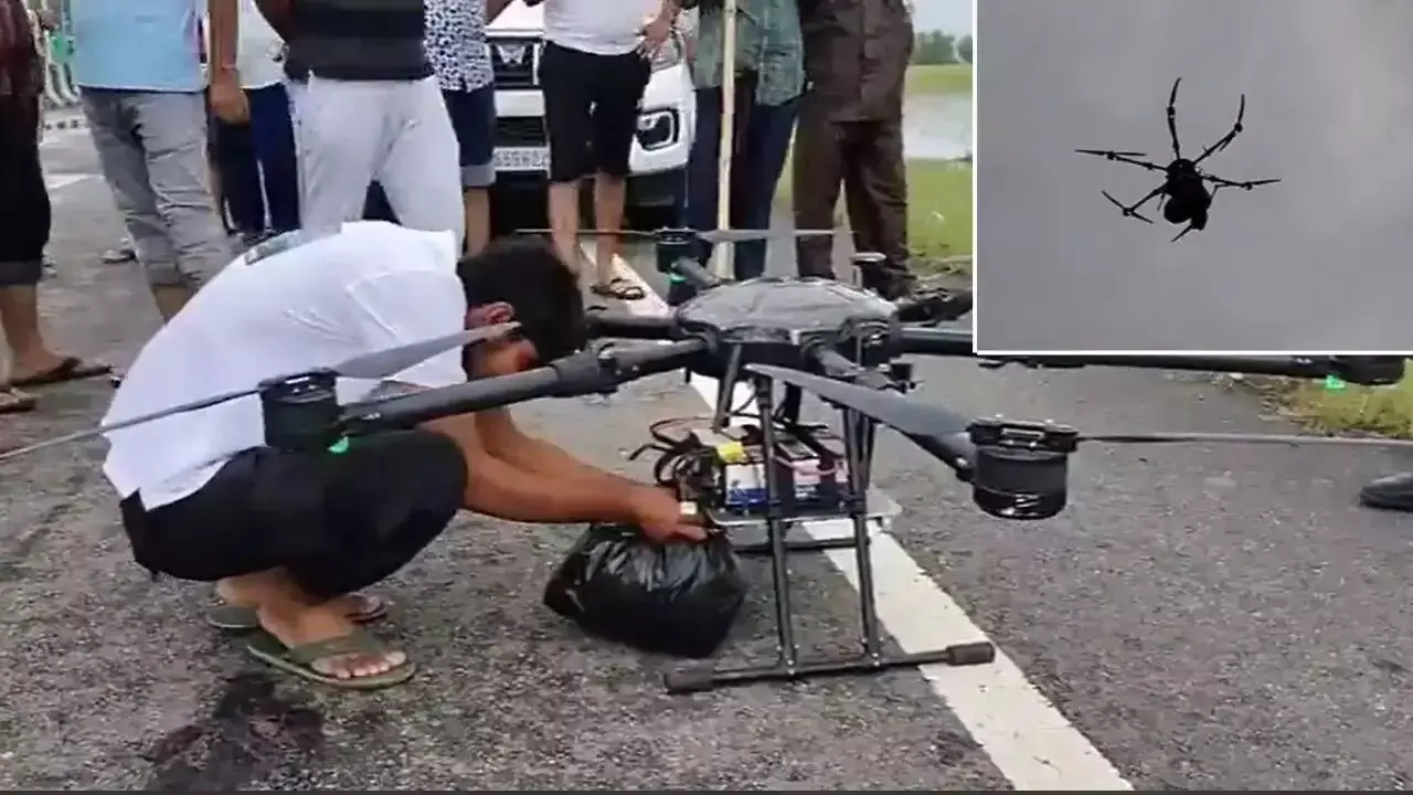 पंजाब : बाढ़ पीड़ितों तक ज़रूरी सामान पहुँचाने के लिए पुलिस ने ड्रोन अभियान शुरू किया