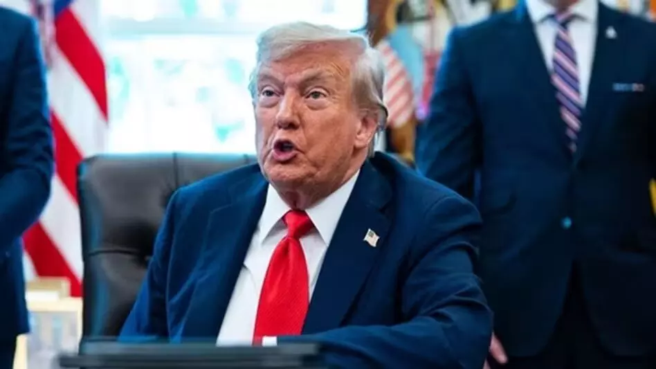 अमेरिका लगा सकता है रूस के खिलाफ नए प्रतिबंध, ट्रंप ने दिए संकेत अमेरिका लगा सकता है रूस के खिलाफ नए प्रतिबंध, ट्रंप ने दिए संकेत