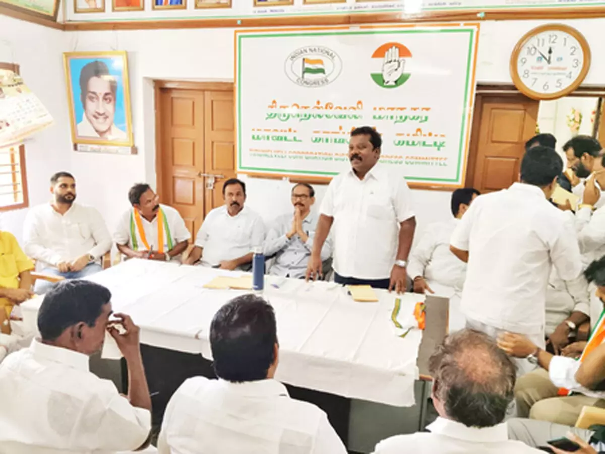 भाजपा ने एआईएडीएमके को पांच धड़ों में बांटा : सेल्वा पेरुंथगई