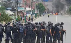 नेपाल प्रदर्शन : काठमांडू में फिर से कर्फ्यू , गृह मंत्री, कृषि मंत्री के बाद स्वास्थ्य मंत्री ने भी दिया इस्तीफा,पीएम ओली ने बुलाई सर्वदलीय बैठक नेपाल प्रदर्शन : काठमांडू में फिर से कर्फ्यू , गृह मंत्री, कृषि मंत्री के बाद स्वास्थ्य मंत्री ने भी दिया इस्तीफा,पीएम ओली ने बुलाई सर्वदलीय बैठक