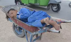 सूजी के सहारे सिंध में माताएं कुपोषण से लड़ रही हैं