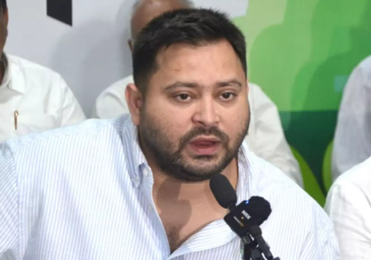 एसआईआर में आधार को 12वें दस्तावेज के रूप में स्वीकार करने को तेजस्वी ने बताया गरीबों की जीत एसआईआर में आधार को 12वें दस्तावेज के रूप में स्वीकार करने को तेजस्वी ने बताया गरीबों की जीत