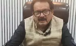 नेताओं की तुलना ईश्वर से करना चाटुकारिता की पराकाष्ठा : एसपी सिंह बघेल नेताओं की तुलना ईश्वर से करना चाटुकारिता की पराकाष्ठा : एसपी सिंह बघेल