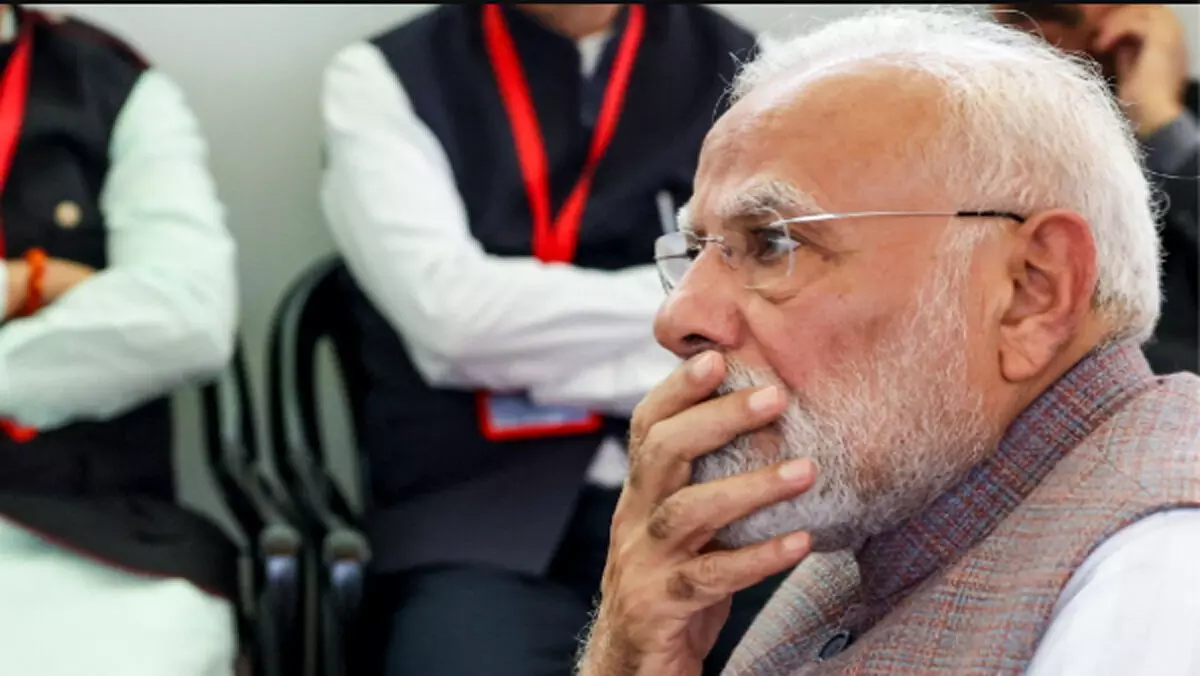 पीएम मोदी ने नेपाल की स्थिति को लेकर बुलाई सीसीएस की बैठक, युवाओं की मौत पर चिंता व्यक्त