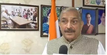 सत्ता में आने के बाद मोदी ने हाउडी मोदी, नमस्ते ट्रंप और अगली बार ट्रंप सरकार जैसे कार्यक्रम किए-प्रमोद तिवारी