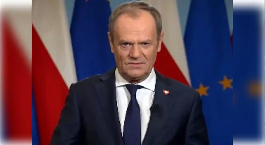 पोलैंड के प्रधानमंत्री का बड़ा ऐलान, बेलारूस के साथ अपनी सीमा पूरी तरह से करेगा बंद पोलैंड के प्रधानमंत्री का बड़ा ऐलान, बेलारूस के साथ अपनी सीमा पूरी तरह से करेगा बंद