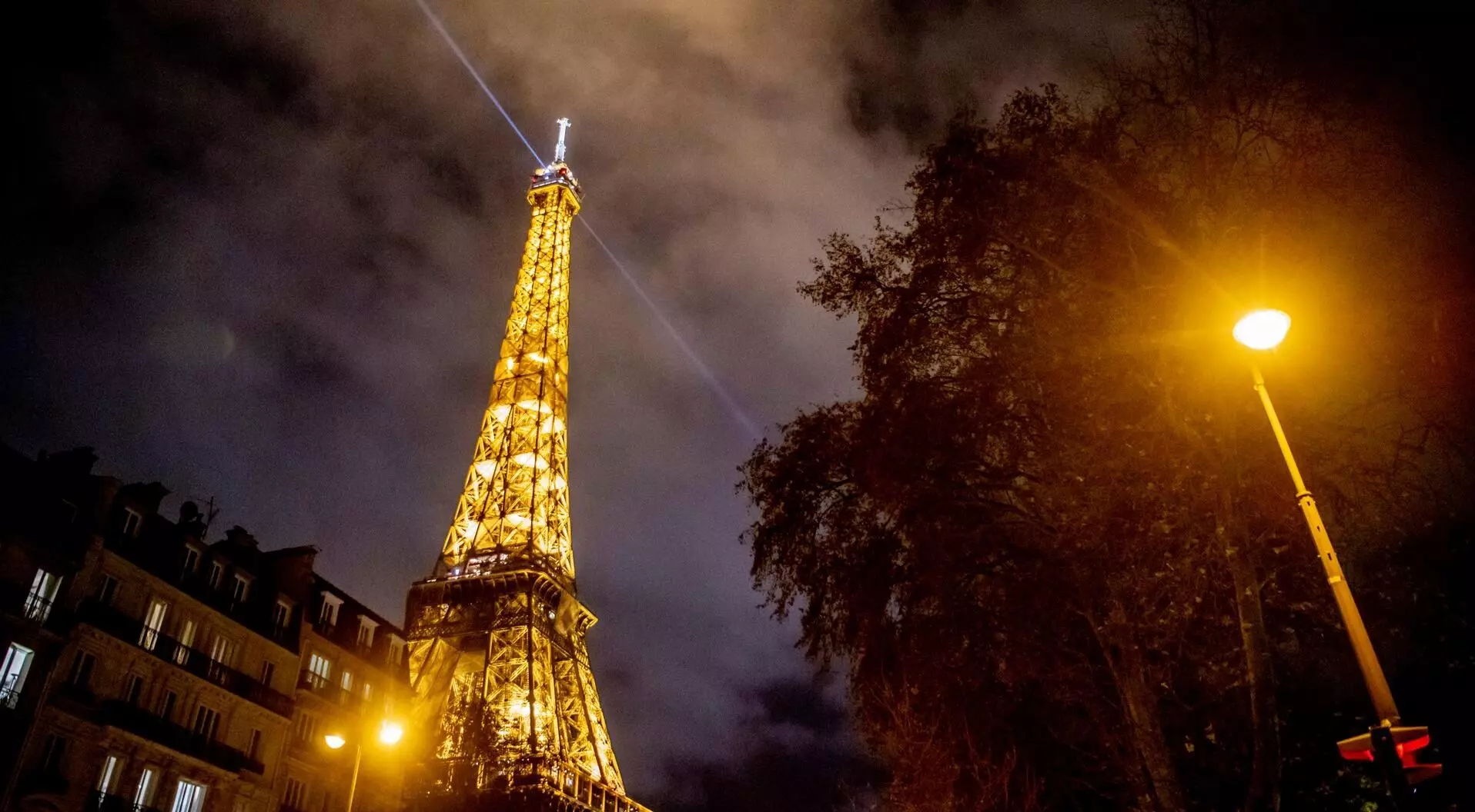 क्या फ्रांस की आर्थिक उथल-पुथल यूरोजोन का संकट बढ़ा सकती है?