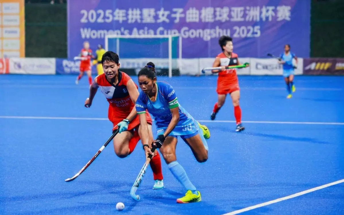 महिला एशिया कप हॉकी : भारतीय टीम ने सुपर 4 में कोरिया को 4-2 से हराया महिला एशिया कप हॉकी : भारतीय टीम ने सुपर 4 में कोरिया को 4-2 से हराया