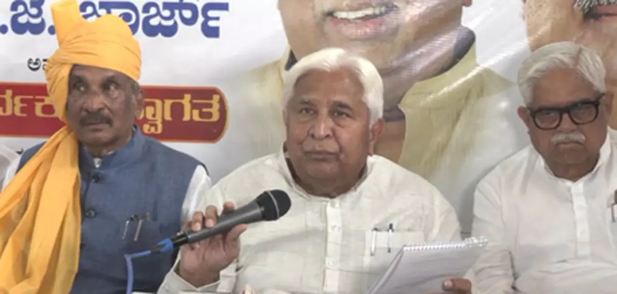 कर्नाटक में अवैध खनन से अर्जित संपत्ति की वसूली के लिए आएगा नया कानून : एचके पाटिल कर्नाटक में अवैध खनन से अर्जित संपत्ति की वसूली के लिए आएगा नया कानून : एचके पाटिल