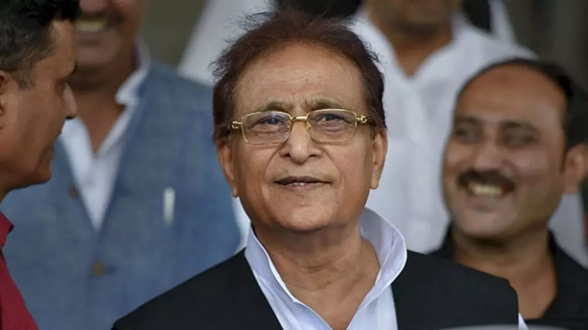 यूपी : डूंगरपुर कांड में आजम खान को कोर्ट से राहत