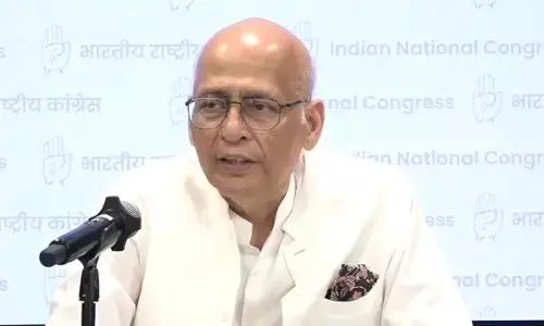 पवन खेड़ा से प्रतिशोध ले रहा है चुनाव आयोग : अभिषेक मनु सिंघवी पवन खेड़ा से प्रतिशोध ले रहा है चुनाव आयोग : अभिषेक मनु सिंघवी