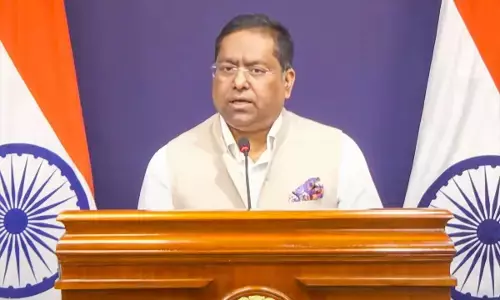 विदेश मंत्रालय ने नेपाल में फंसे भारतीयों के लिए जारी किए हेल्पलाइन नंबर विदेश मंत्रालय ने नेपाल में फंसे भारतीयों के लिए जारी किए हेल्पलाइन नंबर