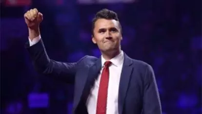 चार्ली किर्क की हत्या ने कुरेदे पुराने जख्म, एक साल में हुई पांच हाई प्रोफाइल हत्याएं चार्ली किर्क की हत्या ने कुरेदे पुराने जख्म, एक साल में हुई पांच हाई प्रोफाइल हत्याएं