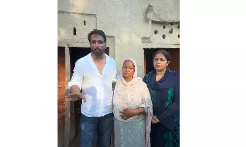 पंजाब बाढ़ : सोनू सूद और मालविका सूद ने लोगों की मदद के लिए बढ़ाये हाथ, की अपील