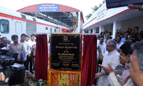 अश्विनी वैष्णव ने जयपुर में वंदे भारत अनुरक्षण शेड का किया शुभारंभ