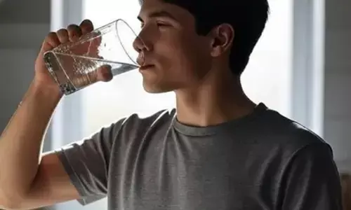 अपनी सेहत से है प्यार, तो आयुर्वेद में बताए इन नुस्खों से रखें गले का ख्याल