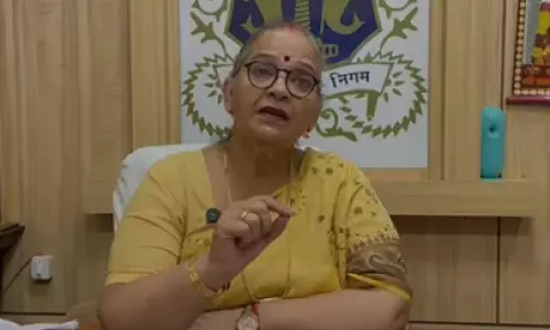 लखनऊ की मेयर का अफसरों पर गुस्सा, मुख्यमंत्री से करेंगी शिकायत