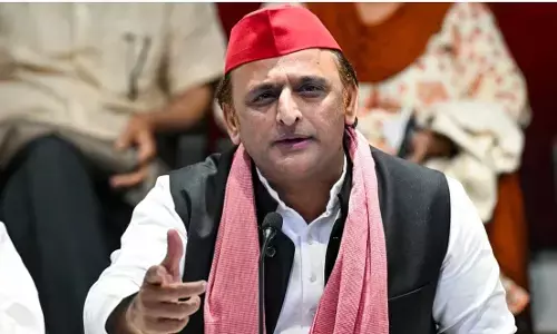 ग़ाज़ीपुर में लाठीचार्ज को लेकर अखिलेश ने योगी सरकार पर साधा निशाना, कहा-अंदरूनी लड़ाई का ख़ामियाज़ा कोई भी क्यों भुगते