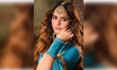 आसमानी लंहगे में नजर आई बॉलीवुड की मशहूर एक्ट्रेस आमना शरीफ, इंस्टाग्राम पर शेयर की खूबसूरत तस्वीरें आसमानी लंहगे में नजर आई बॉलीवुड की मशहूर एक्ट्रेस आमना शरीफ, इंस्टाग्राम पर शेयर की खूबसूरत तस्वीरें