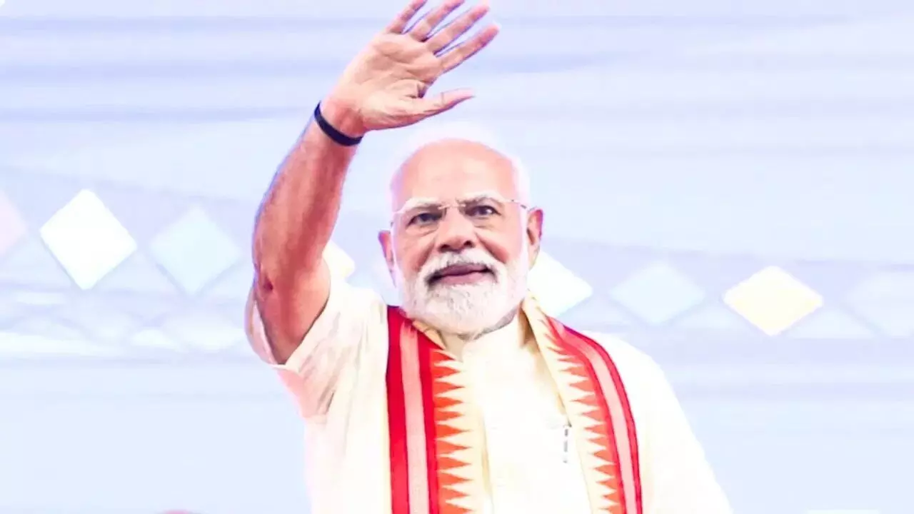 पीएम मोदी आज बिहार-बंगाल दौरे पर , 36,000 करोड़ की परियोजनाओं का शिलान्यास और उद्घाटन करेंगे पीएम मोदी आज बिहार-बंगाल दौरे पर , 36,000 करोड़ की परियोजनाओं का शिलान्यास और उद्घाटन करेंगे