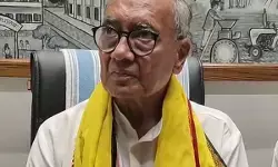 कांग्रेस ने हमेशा आदिवासी समाज के हितों की रक्षा की : दिग्विजय सिंह
