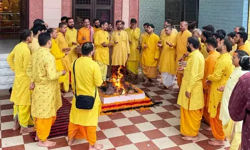 डिजिटल युग में बदलता भक्ति और आस्था का रूप