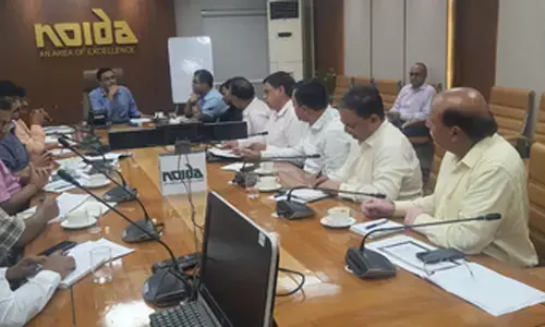 नोएडा प्राधिकरण ने डेंगू-मलेरिया रोकथाम को लेकर चलाई विशेष मुहिम, अधिकारियों को सौंपी जिम्मेदारियां नोएडा प्राधिकरण ने डेंगू-मलेरिया रोकथाम को लेकर चलाई विशेष मुहिम, अधिकारियों को सौंपी जिम्मेदारियां