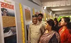 देवरिया में पीएम मोदी के 75वें जन्मदिन पर विशेष प्रदर्शनी, संगीता यादव ने किया अवलोकन